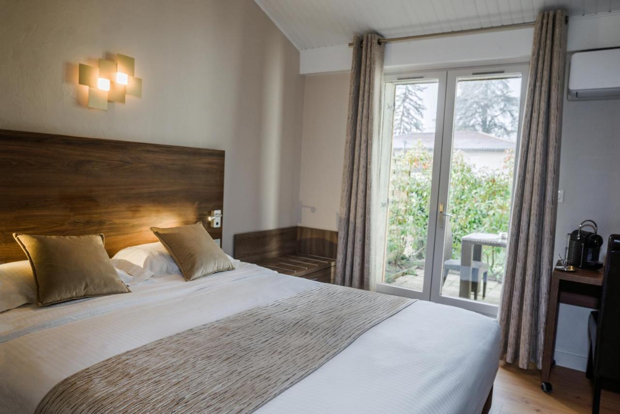 Logis Hotel Le Petit Casset La Boisse Ngoại thất bức ảnh