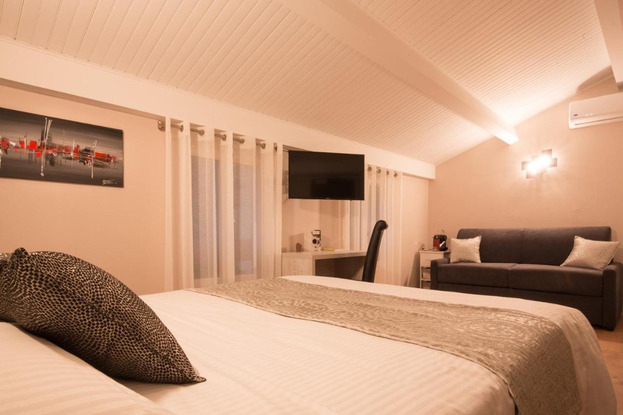 Logis Hotel Le Petit Casset La Boisse Ngoại thất bức ảnh