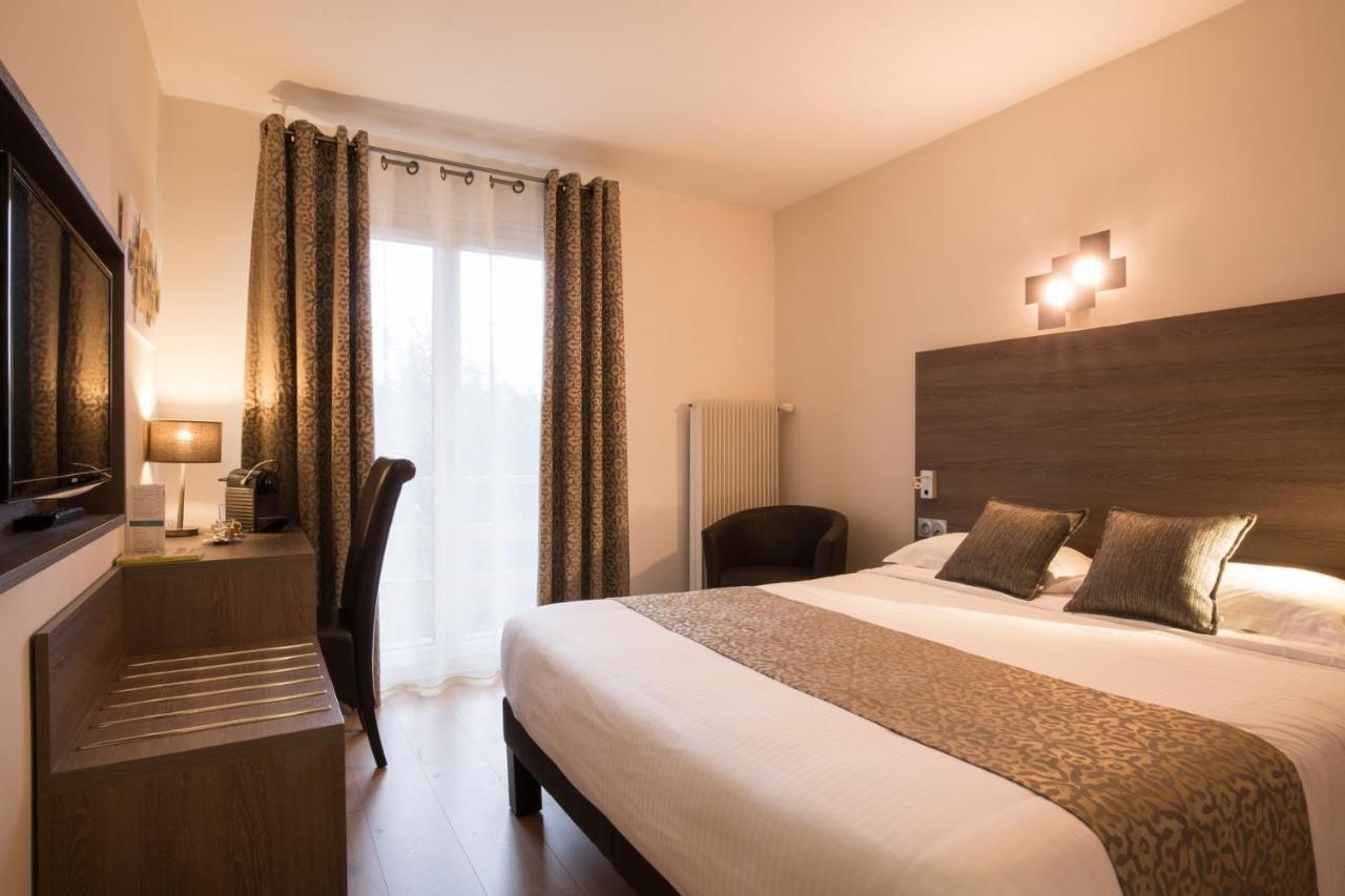 Logis Hotel Le Petit Casset La Boisse Ngoại thất bức ảnh